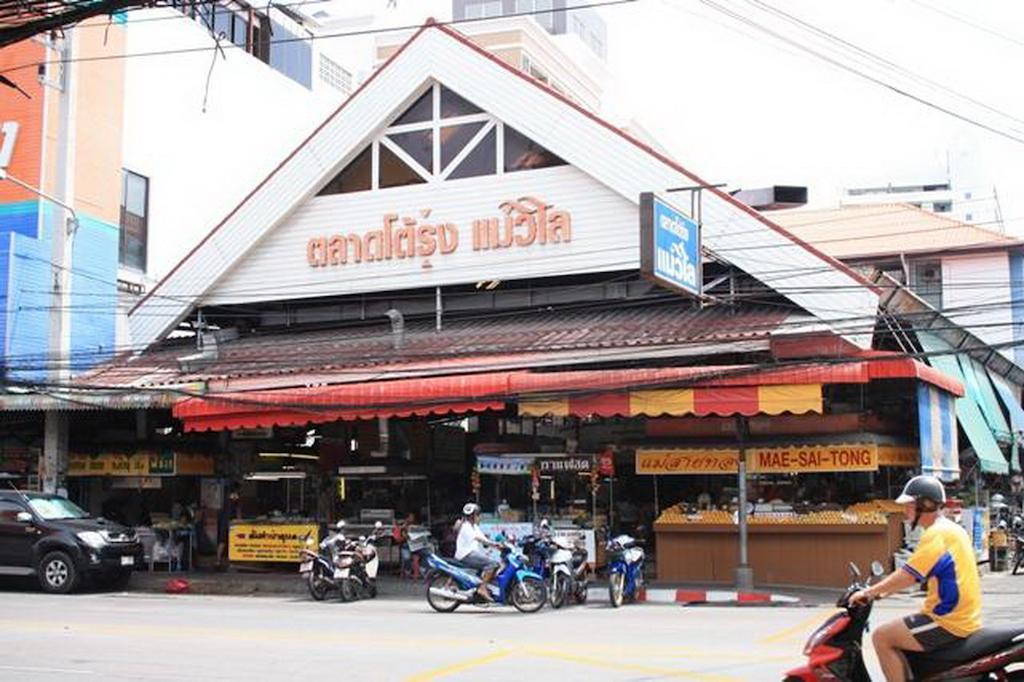 Maxwell Inn Pattaya Exterior foto